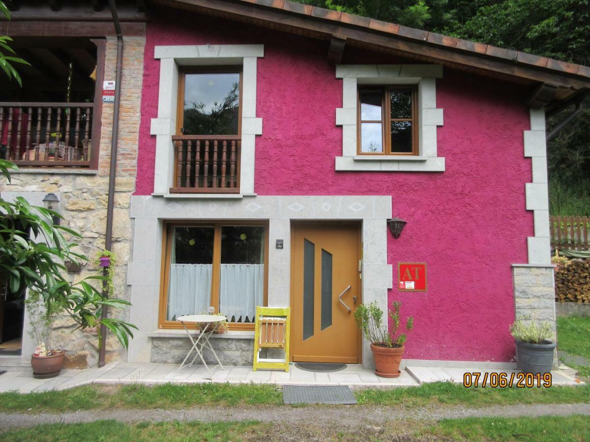 La Muria Apartment Onís Exteriör bild